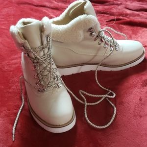 6.5 size cream boots